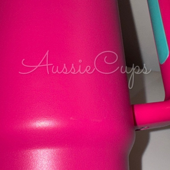 Stanley Passion Pink 30 oz Quencher Tumbler, Hot Pink & Turquoise, Minor Flaws - Picture 12 of 15